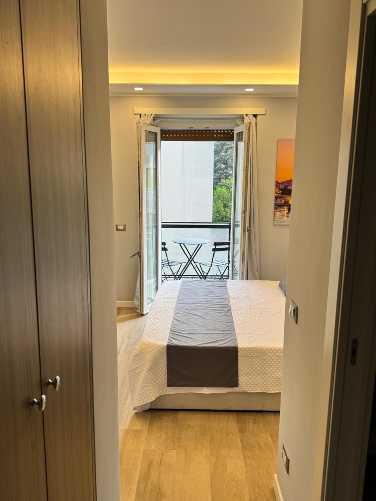 Готель Niky House Roma Екстер'єр фото