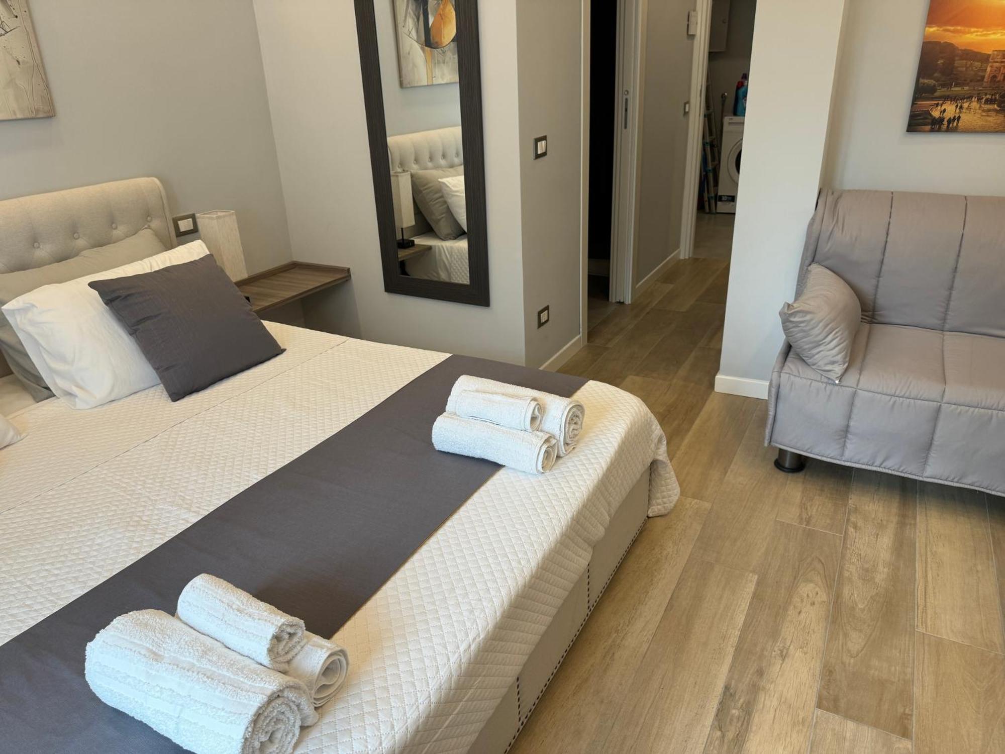 Готель Niky House Roma Екстер'єр фото
